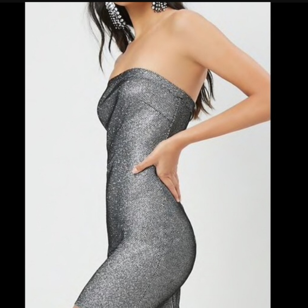 FOREVER 21SILVER/BLACK GLITTER MINI TUBE DRESS MED
